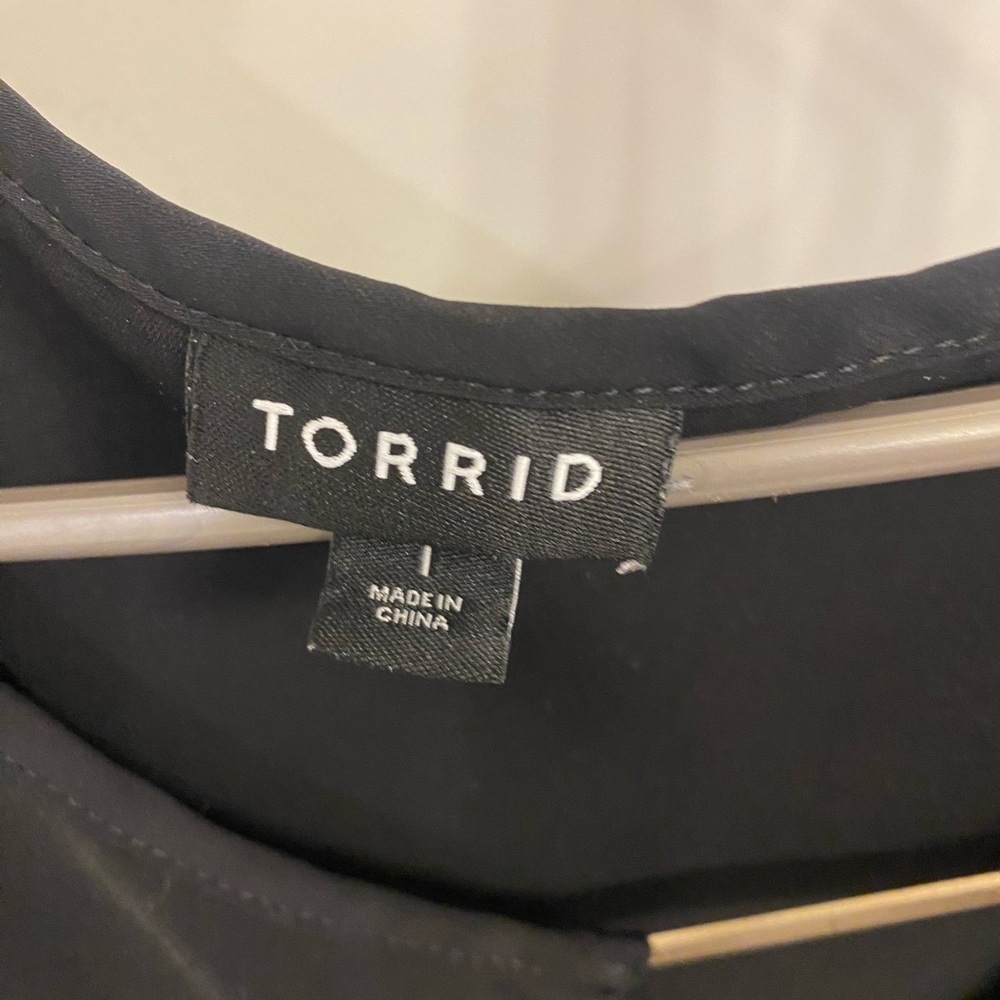 Torrid blouse - Picture 2 of 3